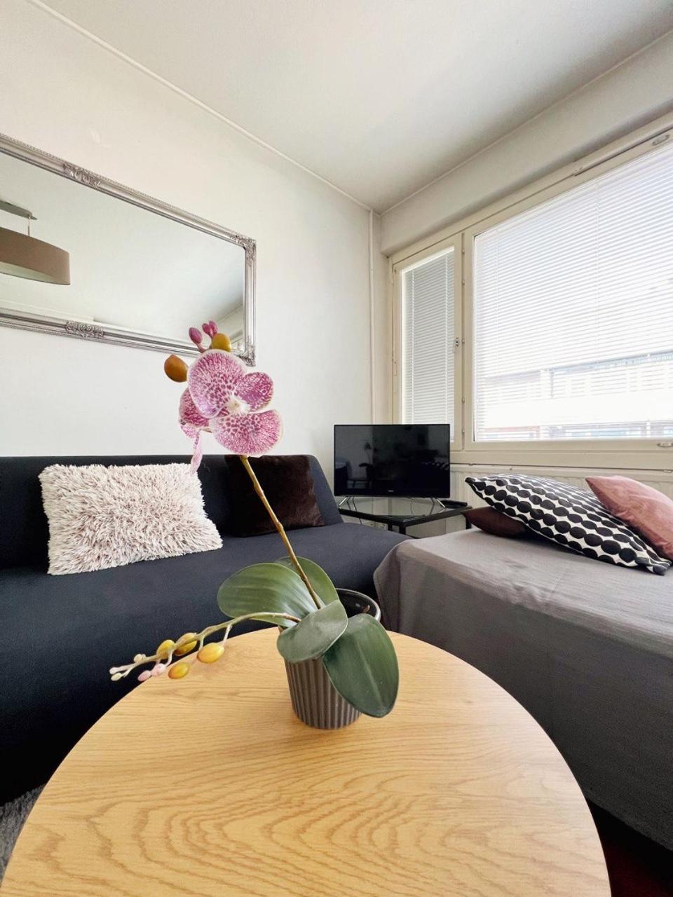 Sweethome Studio 48 City Center Аlbertinkatu Helsinki Luaran gambar